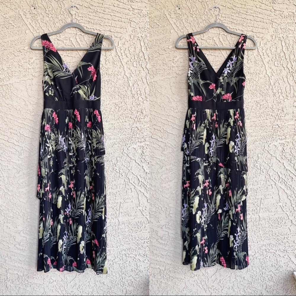 TED BAKER NWT Malinae Highland Tiered Pleated Floral Printed V Neck Midi Dress - Picture 4 of 10